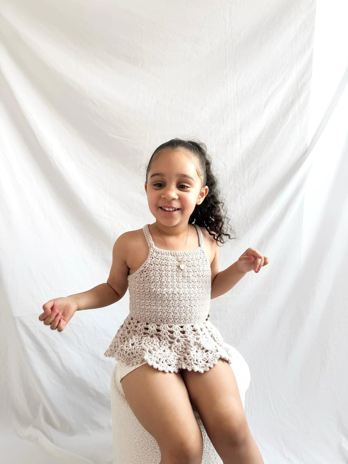 26S - Ziah Detailed Cross Crochet Top