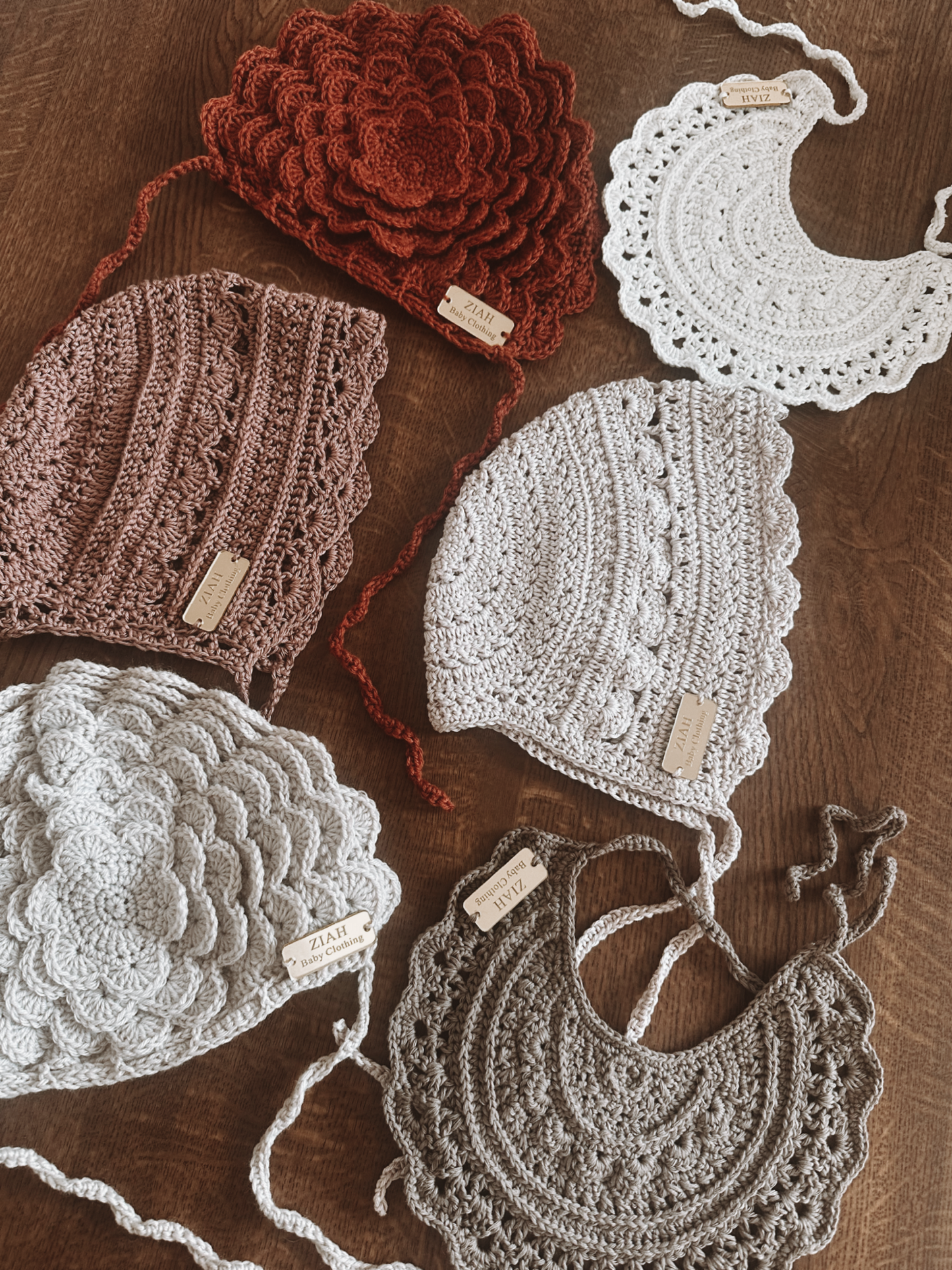 26S - The Lovely Ziah Bonnet